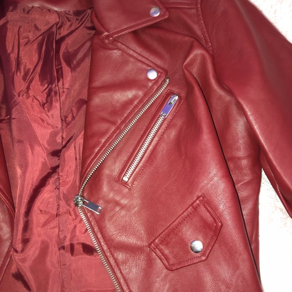 Red leather jacket - Picture 3 of 7